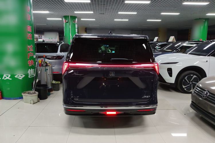 Used Buick GL8 New Energy 2026 Model Lu Zun Luxury Edition Rear
