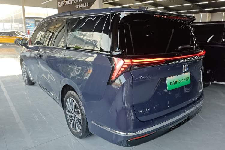 Used Buick GL8 New Energy 2026 Model Lu Zun Luxury Edition Rear Left 45 Deg