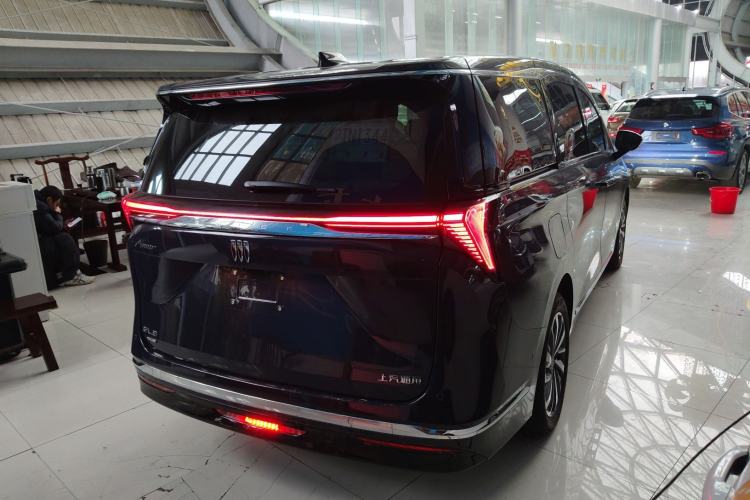 Used Buick GL8 New Energy 2026 Model Lu Zun Luxury Edition Rear Right 45 Deg