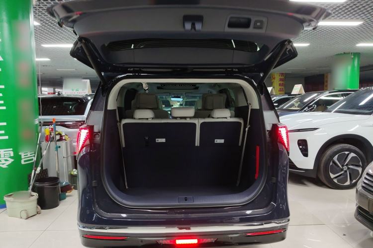 Used Buick GL8 New Energy 2026 Model Lu Zun Luxury Edition Trunk