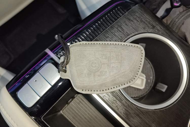 Used Buick GL8 New Energy 2026 Model Lu Zun Luxury Edition Vehicle Key