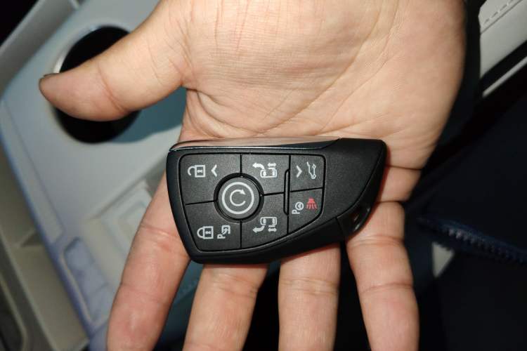 Used Buick GL8 New Energy 2026 Model Lu Zun Luxury Edition Vehicle Key