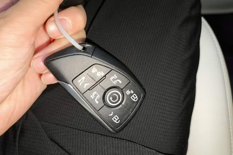 Used Buick GL8 New Energy 2026 Model Lu Zun Luxury Edition Vehicle Key