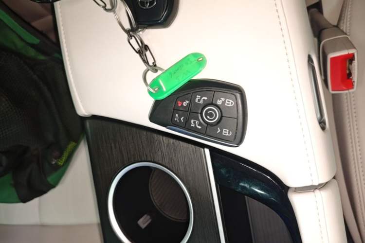 Used Buick GL8 New Energy 2026 Model Lu Zun Luxury Edition Vehicle Key