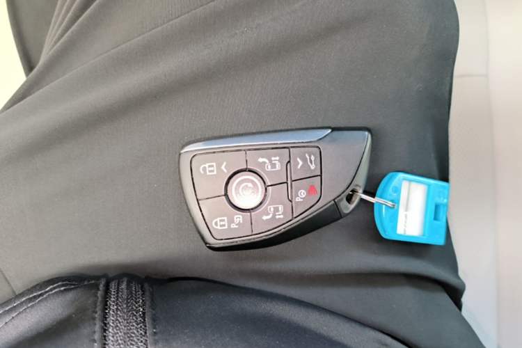 Used Buick GL8 New Energy 2026 Model Lu Zun Luxury Edition Vehicle Key