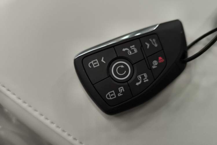 Used Buick GL8 New Energy 2026 Model Lu Zun Luxury Edition Vehicle Key