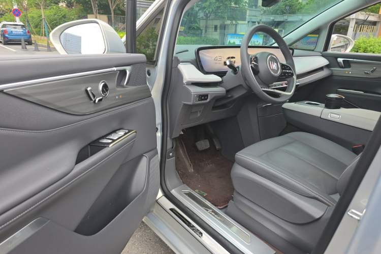 Used Buick GL8 New Energy 2026 Model Lu Zun Smart Enjoyment Edition Driver Seat