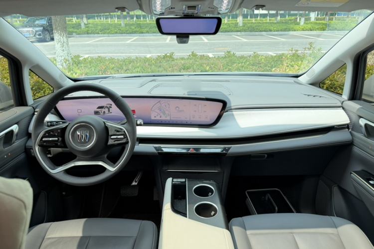 Used Buick GL8 New Energy 2026 Model Lu Zun Smart Enjoyment Edition Interior 2