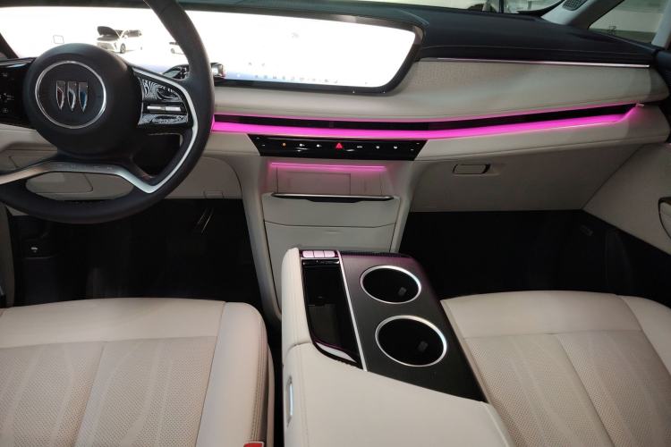 Used Buick GL8 New Energy 2026 Model Lu Zun Luxury Edition Audio And AC Panel