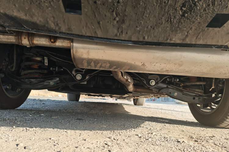 Used Buick GL8 New Energy 2026 Model Lu Zun Luxury Edition Chassis Rear