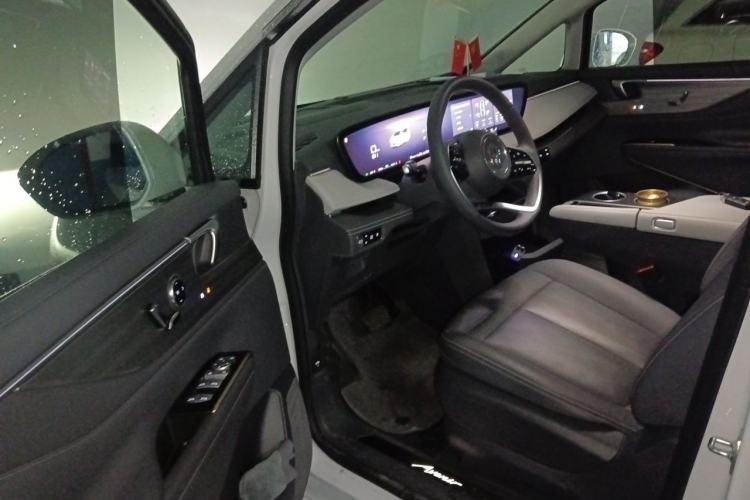 Used Buick GL8 New Energy 2026 Model Lu Zun Smart Enjoyment Edition Driver Seat