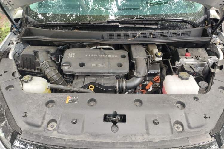 Used Buick GL8 New Energy 2026 Model Lu Zun Luxury Edition Engine Bay