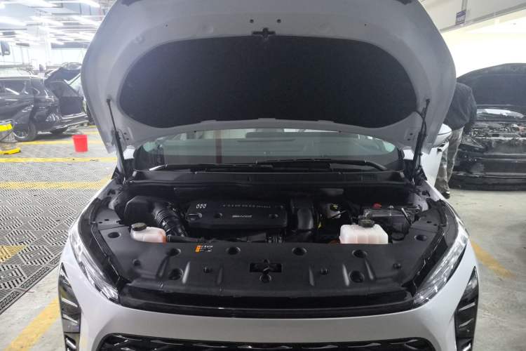 Used Buick GL8 New Energy 2026 Model Lu Zun Prestige Edition Engine Bay
