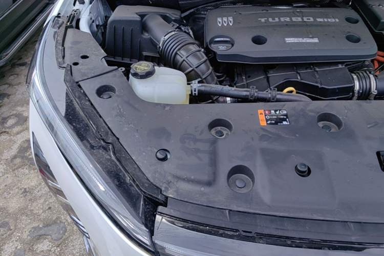 Used Buick GL8 New Energy 2026 Model Lu Zun Prestige Edition Engine Bay Right