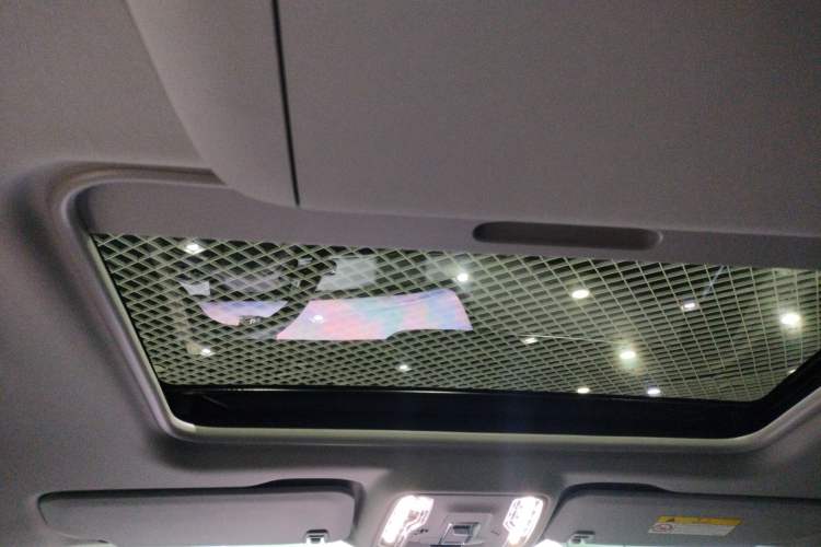 Used Buick GL8 New Energy 2026 Model Lu Zun Smart Enjoyment Edition Headliner