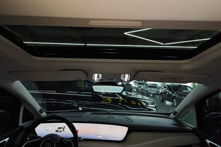 Used Buick GL8 New Energy 2026 Model Lu Zun Prestige Edition Headliner