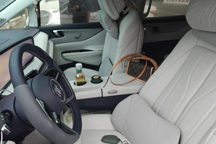 Used Buick GL8 New Energy 2026 Model Lu Zun Prestige Edition Left Front Seat