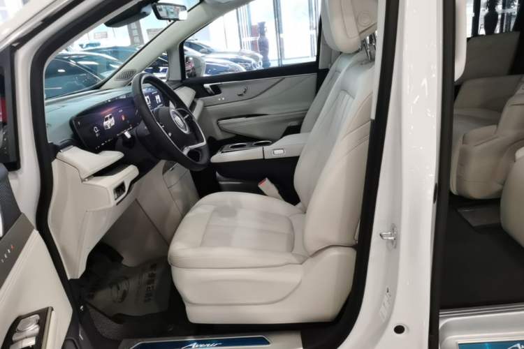 Used Buick GL8 New Energy 2026 Model Lu Zun Prestige Edition Left Front Seat