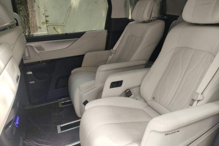 Used Buick GL8 New Energy 2026 Model Lu Zun Luxury Edition Left Rear Seat