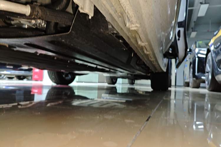 Used Buick GL8 New Energy 2026 Model Lu Zun Smart Enjoyment Edition Left Side Sill