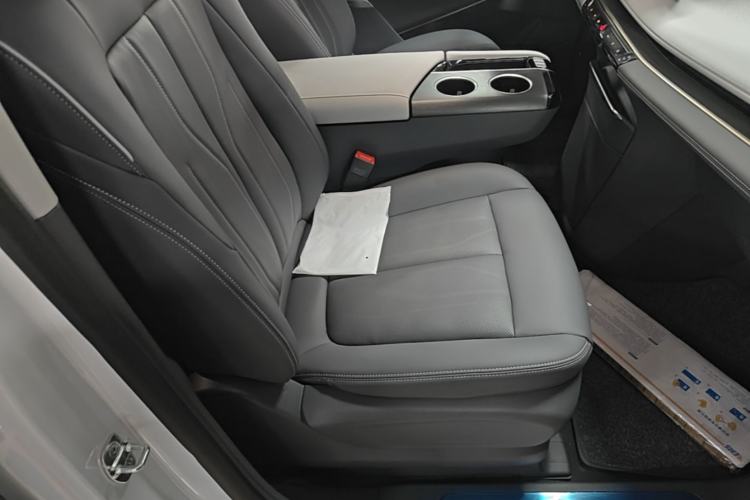 Used Buick GL8 New Energy 2026 Model Lu Zun Smart Enjoyment Edition Right Front Seat