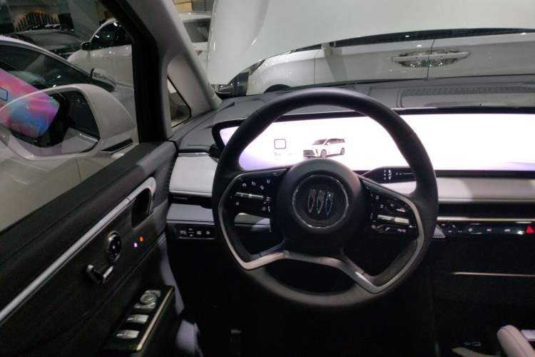 Used Buick GL8 New Energy 2026 Model Lu Zun Smart Enjoyment Edition Steering Wheel