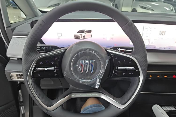Used Buick GL8 New Energy 2026 Model Lu Zun Smart Enjoyment Edition Steering Wheel