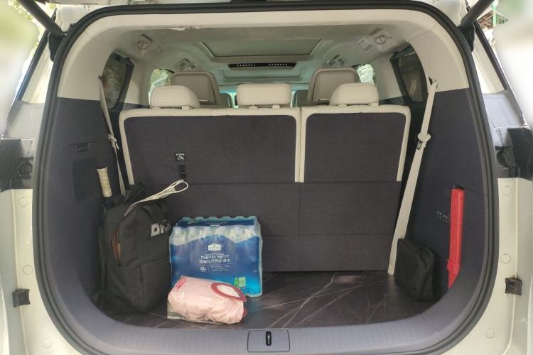 Used Buick GL8 New Energy 2026 Model Lu Zun Luxury Edition Trunk