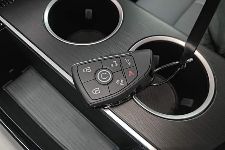 Used Buick GL8 New Energy 2026 Model Lu Zun Smart Enjoyment Edition Vehicle Key