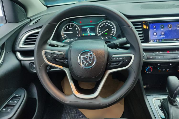Used Buick GT 2021 Revised Version Flagship 1.5L Automatic Elite Edition Steering Wheel