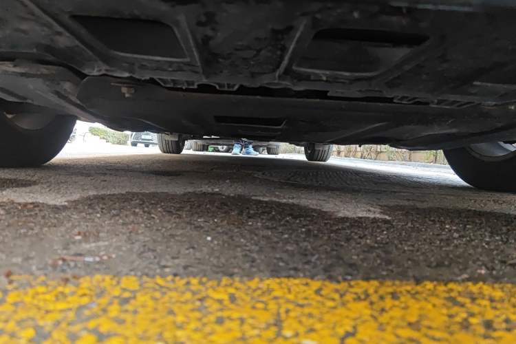 Used Buick GT 2010 GT 1.6L Manual Entry-Level Model Chassis Front