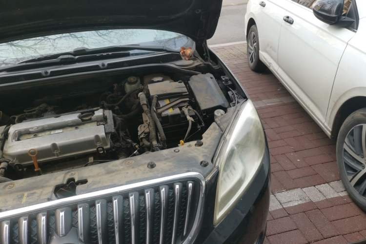 Used Buick GT 2010 GT 1.6L Manual Entry-Level Model Engine Bay Left