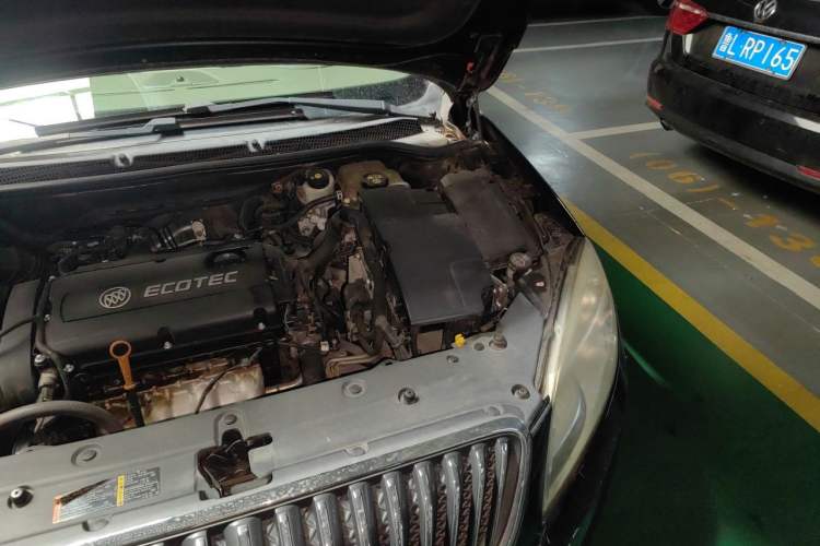 Used Buick GT 2010 GT 1.6L Automatic Fashion Edition Engine Bay Left