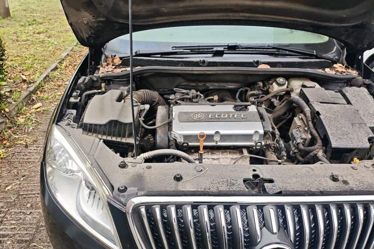 Used Buick GT 2010 GT 1.6L Automatic Fashion Edition Engine Bay Right