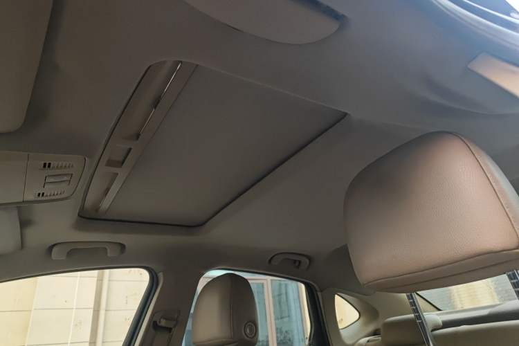 Used Buick GT 2010 GT 1.6L Manual Entry-Level Model Headliner