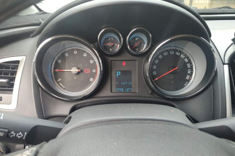 Used Buick GT 2010 XT 1.6T Fashion Sport Edition Instrument Cluster
