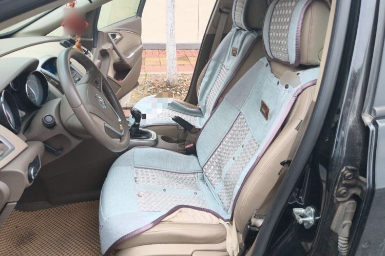 Used Buick GT 2010 GT 1.6L Manual Entry-Level Model Left Front Seat