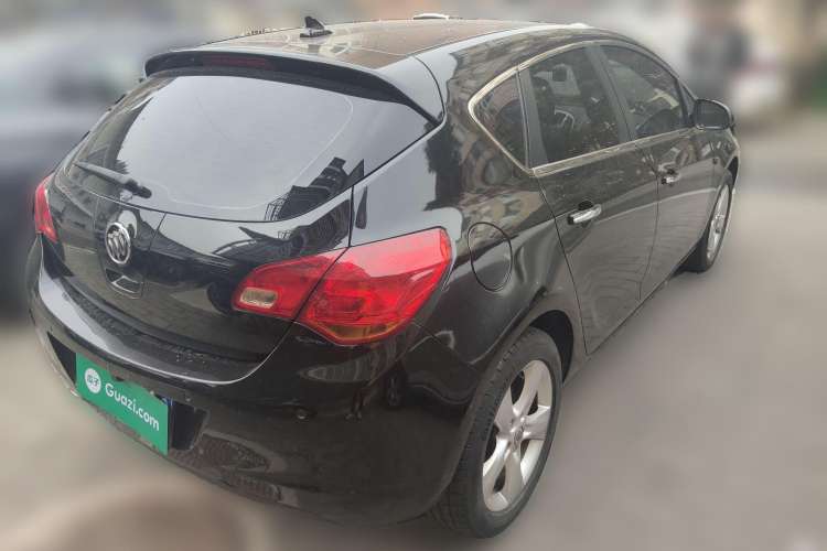 Used Buick GT 2010 XT 1.6T Fashion Sport Edition Rear Right 45 Deg