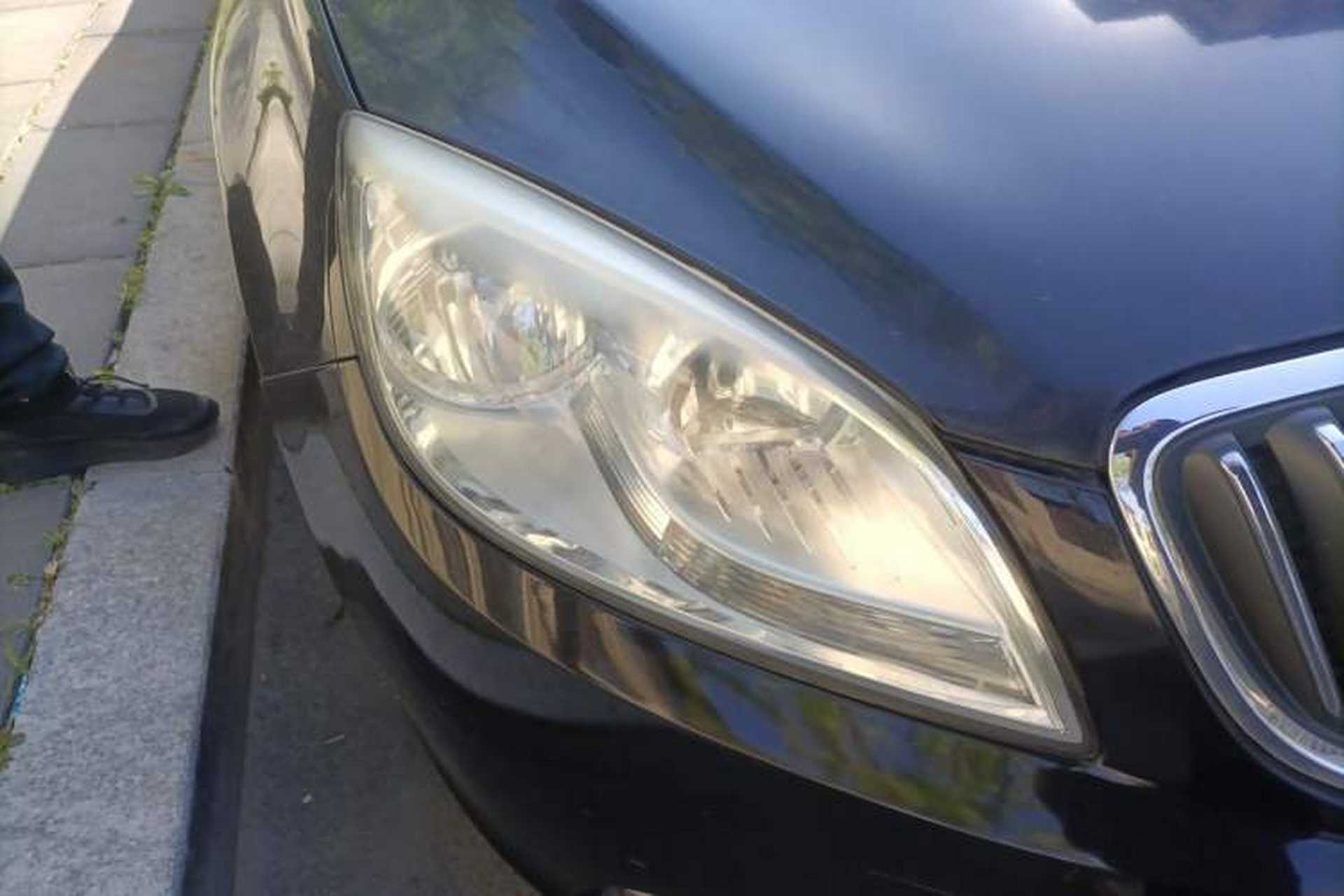 Used Buick GT 2010 GT 1.6L Manual Entry-Level Model Right Front Headlight