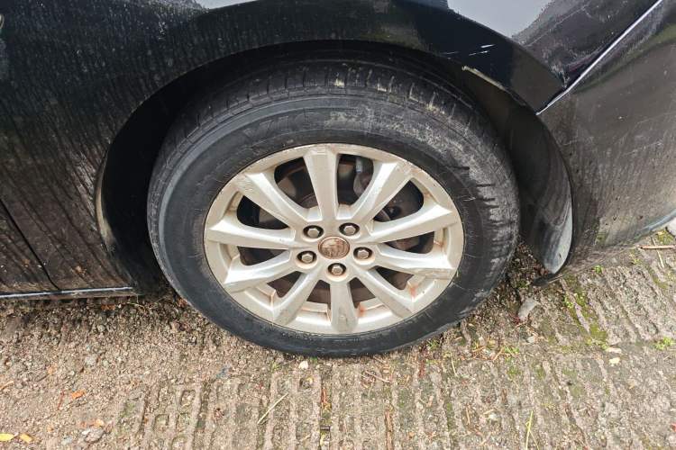 Used Buick GT 2010 GT 1.6L Automatic Fashion Edition Right Front Wheel Hub