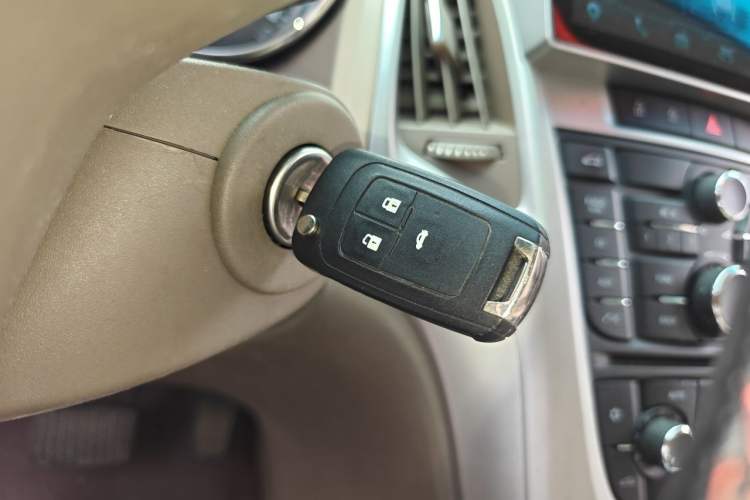 Used Buick GT 2010 GT 1.6L Automatic Fashion Edition Vehicle Key