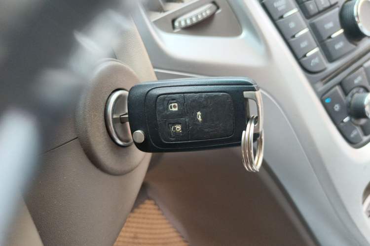 Used Buick GT 2010 GT 1.6L Manual Entry-Level Model Vehicle Key