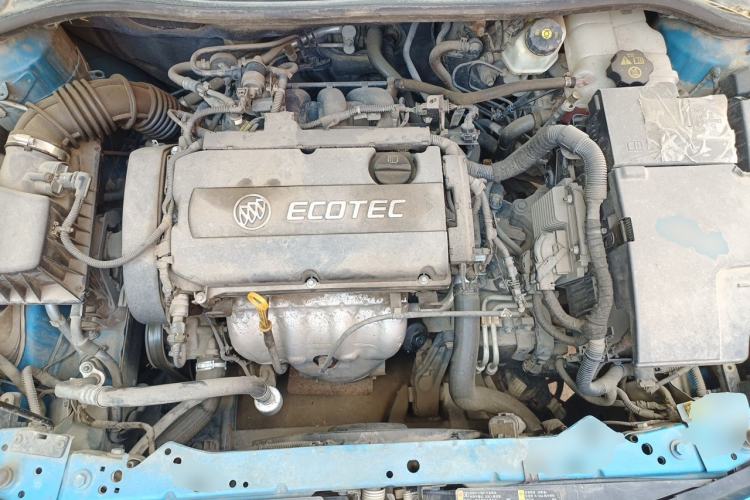 Used Buick GT 2010 XT 1.6L Automatic Fashion Edition Engine Bay