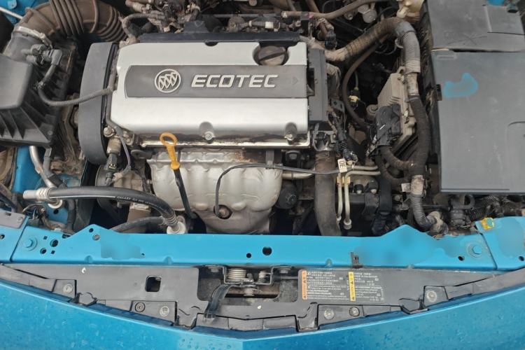 Used Buick GT 2010 XT 1.6L Automatic Fashion Edition Engine Bay