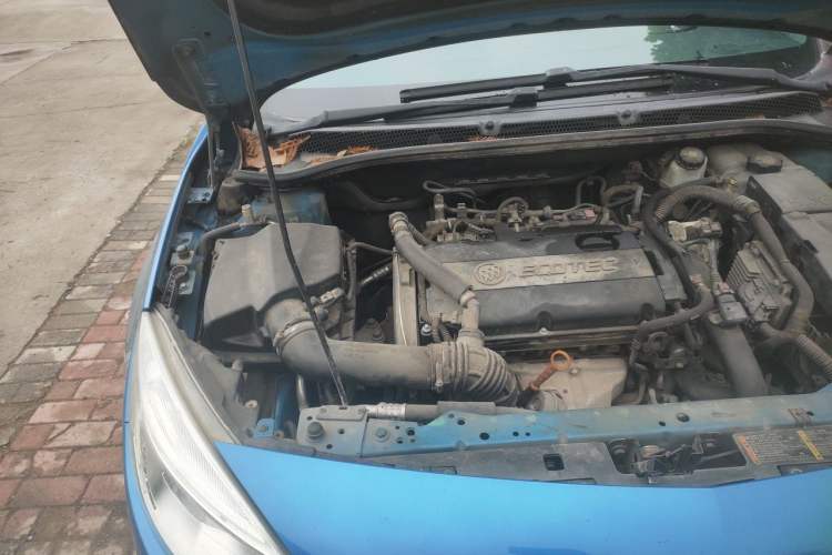 Used Buick GT 2010 XT 1.6T Fashion Sport Edition Engine Bay Right
