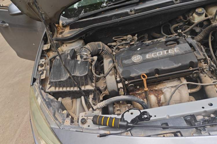 Used Buick GT 2010 XT 1.6L Automatic Fashion Edition Engine Bay Right