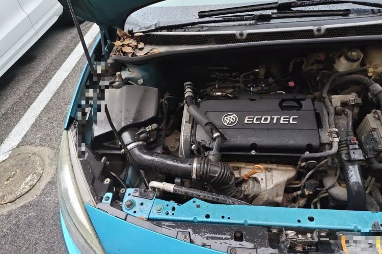 Used Buick GT 2010 XT 1.6T New Edge Sport Edition Engine Bay Right