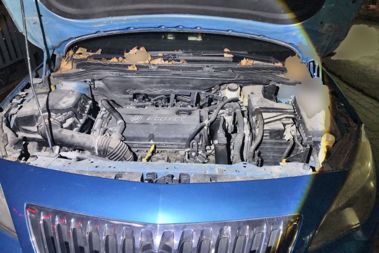 Used Buick GT 2010 XT 1.6T Fashion Sport Edition Engine Bay