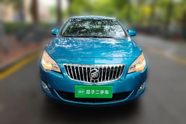Used Buick GT 2010 XT 1.6L Automatic Fashion Edition Front