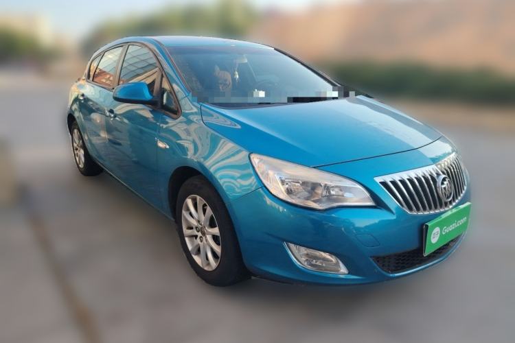 Used Buick GT 2010 XT 1.6L Automatic Fashion Edition Front Right 45 Deg